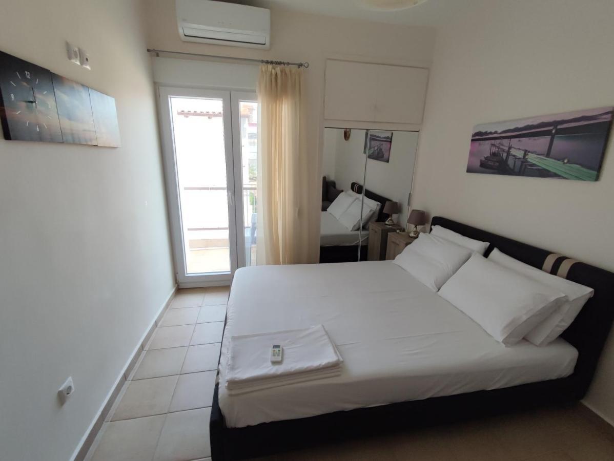 Eirini'S Place Nea Kallikrateia Екстериор снимка